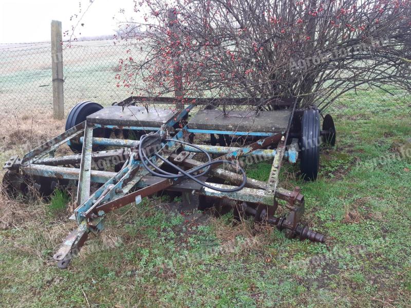 1 db 3 méter hosszú tárcsa eladó