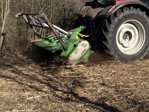 Mulcsozó, szárzúzó eladó FaoFar 2.352 Mulcsozó, szárzúzó eladó FaoFar 2.352