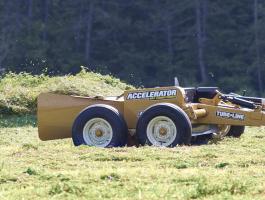 Tubeline 9500T kondícionáló,  vontatott szársértő,  hidraulikus rendterítővel