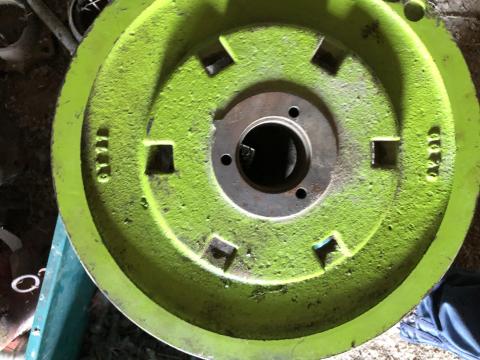 Claas alkatrészek Claas alkatrészek