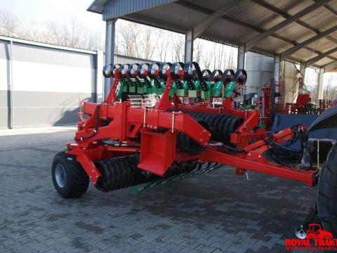 AGRO-MASZ/AGROMASZ 4.5m HESTILE CAMBRIDGE HENGER AGRO-MASZ/AGROMASZ 4.5m HESTILE CAMBRIDGE HENGER