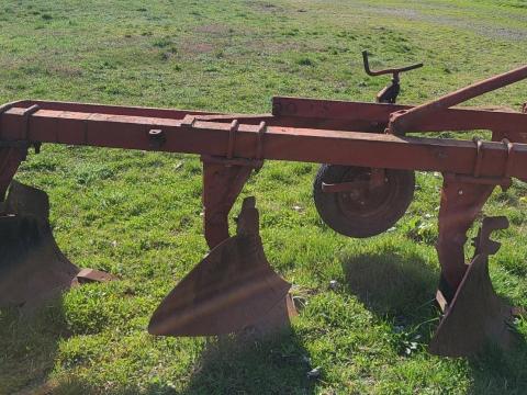 3 fejes ágyeke 3 fejes ágyeke