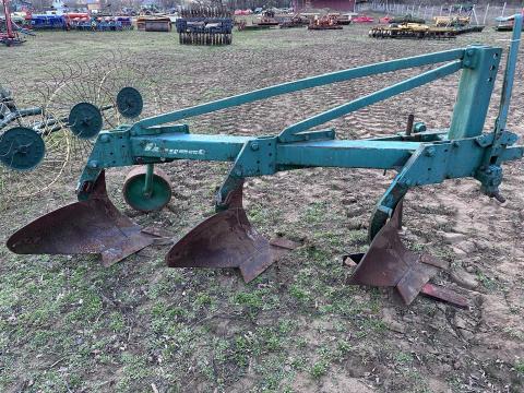 REGENT 3/2 vasú eke,  MTZ kategória Lajta,  IH,  Kühne,  Csólyós REGENT 3/2 vasú eke,  MTZ kategória Lajta,  IH,  Kühne,  Csólyós