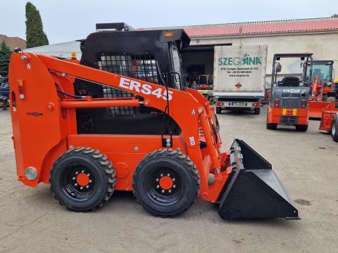 Everun ERS45 csúszókormányos rakodó Everun ERS45 csúszókormányos rakodó