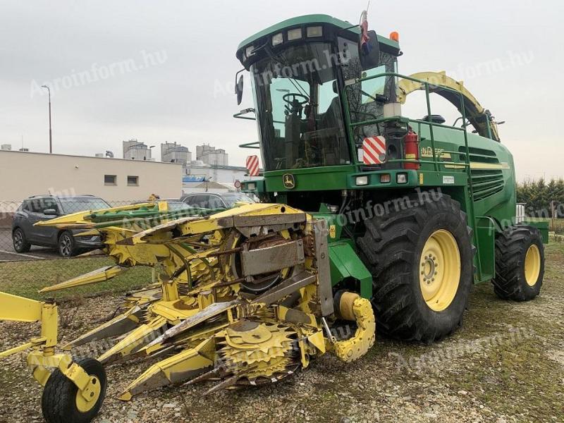John Deere 7200 silózó kombájn