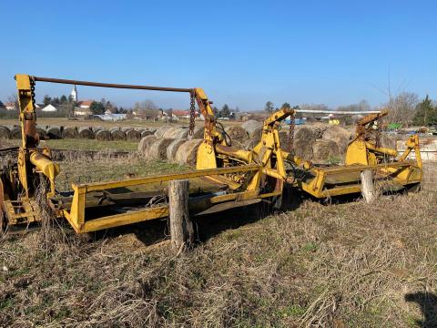 Konténerszállító felépítmény Konténerszállító felépítmény
