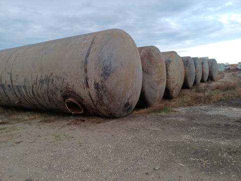 100m3 es tűzivíz tartály szerelvénnyel, dokumentációval 100m3 es tűzivíz tartály szerelvénnyel, dokumentációval