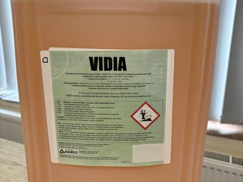 Vidia 20L (glifozát 360 g/L SL) – Bruttó 37 700 Ft Vidia 20L (glifozát 360 g/L SL) – Bruttó 37 700 Ft