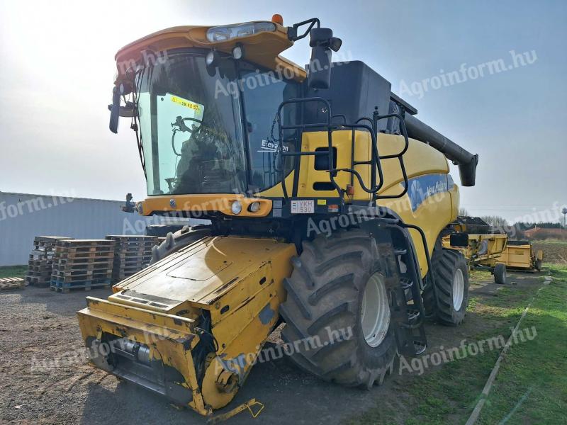 NEW HOLLAND CR9070