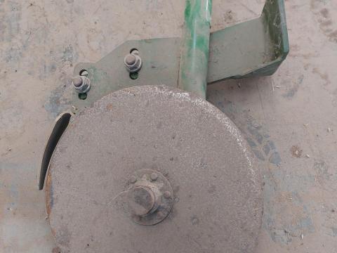 John Deere műtrágya csoroszlya eladó