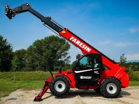 FARESIN 14.42 CLASSIC TELESZKÓPOS RAKODÓGÉP - ROYAL TRAKTOR FARESIN 14.42 CLASSIC TELESZKÓPOS RAKODÓGÉP - ROYAL TRAKTOR