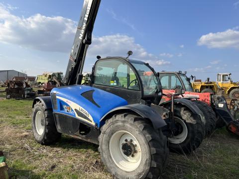 NEW HOLLAND LM5060 TELESZKÓPOS RAKODÓGÉP NEW HOLLAND LM5060 TELESZKÓPOS RAKODÓGÉP
