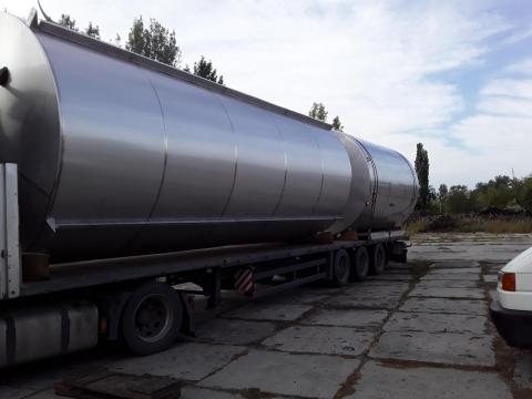 50 m3 es új folyadék tartály szerelvénnyel,  dokumentációval