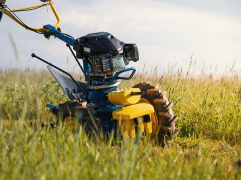 AGZAT - AGRO PROFI - KÉTKEREKŰ KISTRAKTOR - YAMAHA MOTORRAL AGZAT - AGRO PROFI - KÉTKEREKŰ KISTRAKTOR - YAMAHA MOTORRAL