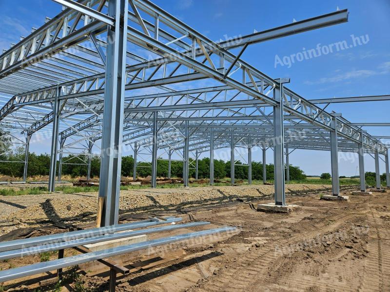 30x50x5 méteres horganyzott csarnokváz szerkezet eladó