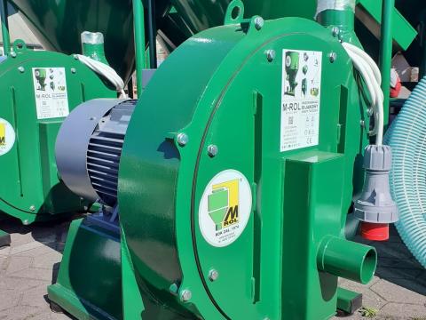 M-ROL pneumatikus terménydaráló 17 mázsa/óra M-ROL pneumatikus terménydaráló 17 mázsa/óra