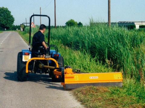 FERRI ZME 125 - HIDRAULIKUS RÉZSŰKASZA - KIHAGYHATATLAN ÁRON FERRI ZME 125 - HIDRAULIKUS RÉZSŰKASZA - KIHAGYHATATLAN ÁRON