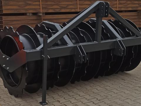 METAL-TECHNIK - PRIZMA HENGER METAL-TECHNIK - PRIZMA HENGER