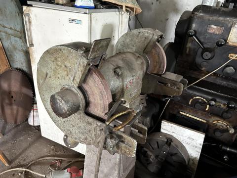 Bakköszörű Bakköszörű