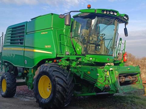 John Deere T670i HM John Deere T670i HM