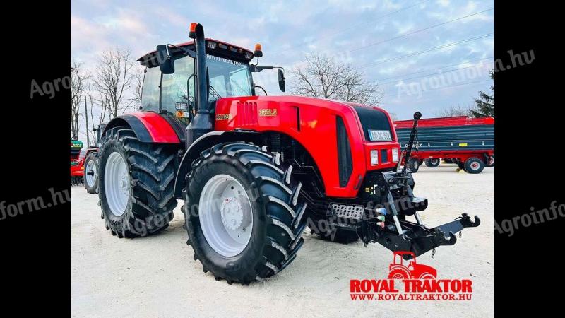 BELARUS MTZ 3522.5 TRAKTOR - RAKTÁRKÉSZLETRŐL- 355 LE - ELÉRHETŐ ROYAL TRAKTOR