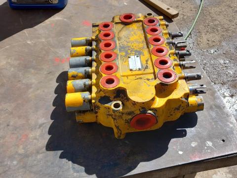 JCB 3CX vezértömb eladó