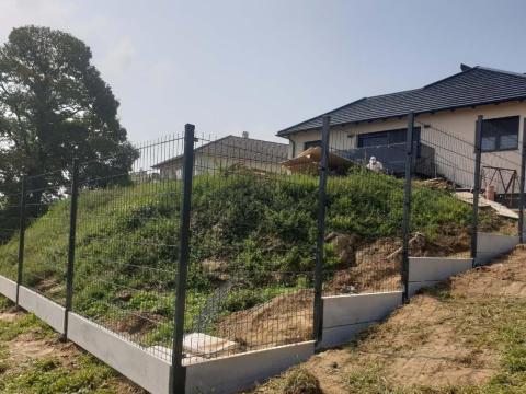 3D táblás kerítés panel,  kerítésrendszer,  kerítéspanel,  vadháló,  drótfonat,  kapu