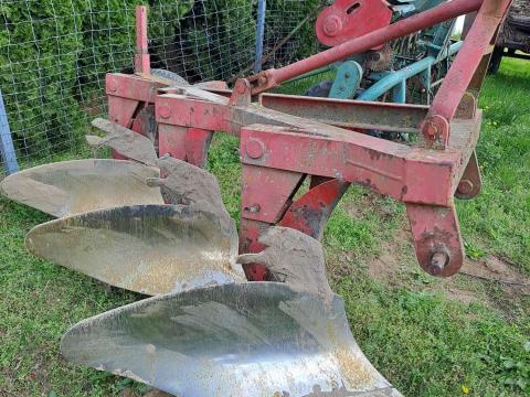 Ih eke eladó Ih eke eladó