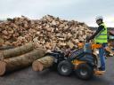 GIANT GS900 mini csúszókormányzású rakodó