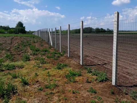 Kerítés kivitelezés országosan! Vadháló, drótfonat, oszlop, kapu, huzal Kerítés kivitelezés országosan! Vadháló, drótfonat, oszlop, kapu, huzal