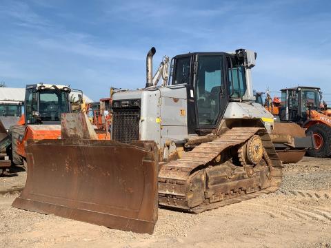 Caterpillar D6N dózer Caterpillar D6N dózer