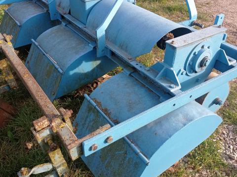 Rotációs bakhátkészítő eladó Rotációs bakhátkészítő eladó