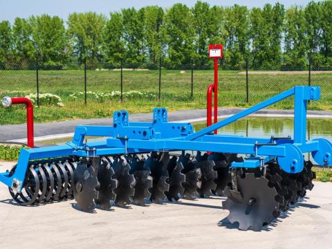 Tárcsa függesztett,  ékgyűrűvel Tárcsa függesztett,  ékgyűrűvel