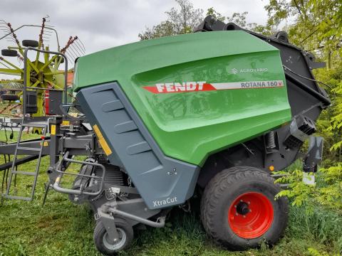 FENDT ROTANA 160 v FENDT ROTANA 160 v