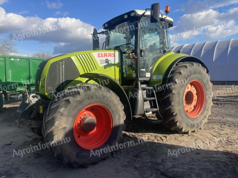 CLAAS AXION 850