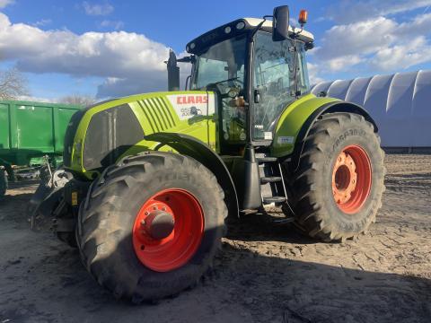 CLAAS AXION 850 traktor