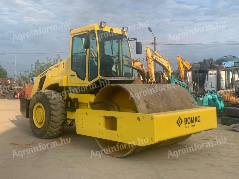 Bomag Shantui BW219DH úthenger