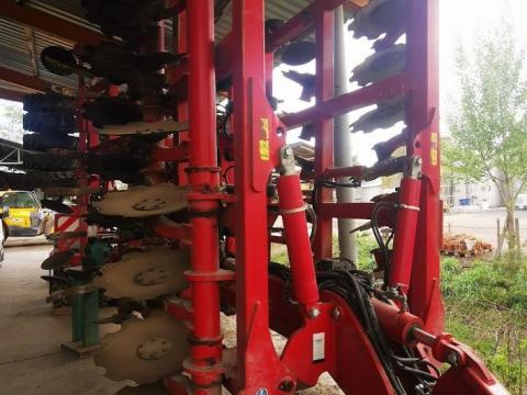 Horsch Tiger 6 MT kultivátor eladó, kiváló állapotban Szlovákiában Horsch Tiger 6 MT kultivátor eladó, kiváló állapotban Szlovákiában