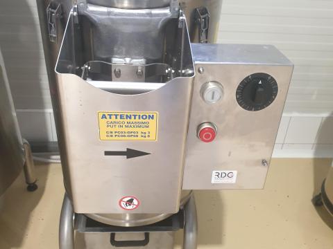 Eladó ipari fokhagyma-tisztító gép Eladó ipari fokhagyma-tisztító gép