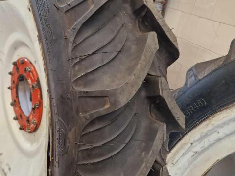 12.4 R46 (300/95R46) művelőkerékre külső gumi 12.4 R46 (300/95R46) művelőkerékre külső gumi