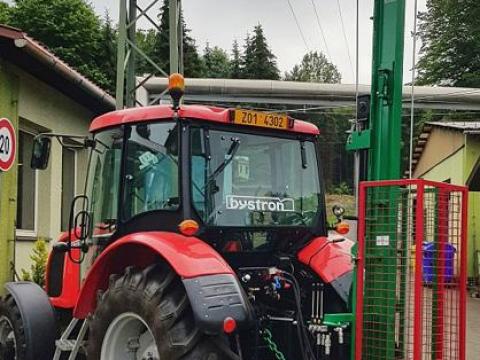 Bystron oszlopverő,  cölöpverő (akár 3,5 m oszlop - 25 cm átmérő) Bystron oszlopverő,  cölöpverő (akár 3,5 m oszlop - 25 cm átmérő)