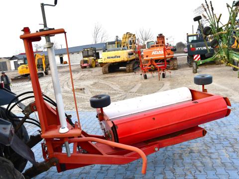 Metal-Fach Z-560 bálacsomagoló Metal-Fach Z-560 bálacsomagoló