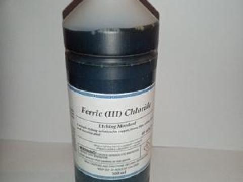 Fémmarató szer,  Vas(III)-klorid 40%,  1000 ml Fémmarató szer,  Vas(III)-klorid 40%,  1000 ml