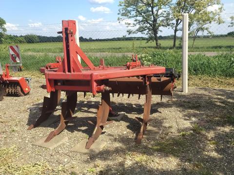 IH Altalajlazító eladó IH Altalajlazító eladó