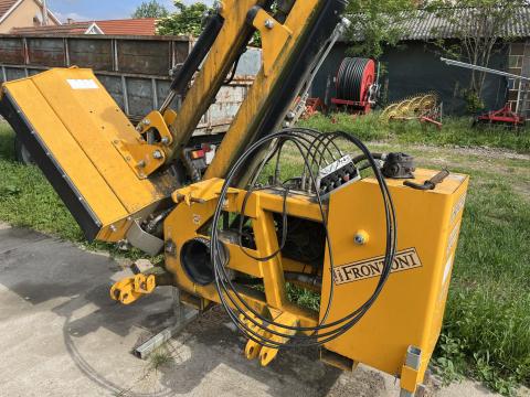 Használt Frontoni Fox Prof 500 függesztett karos rézsűzúzó