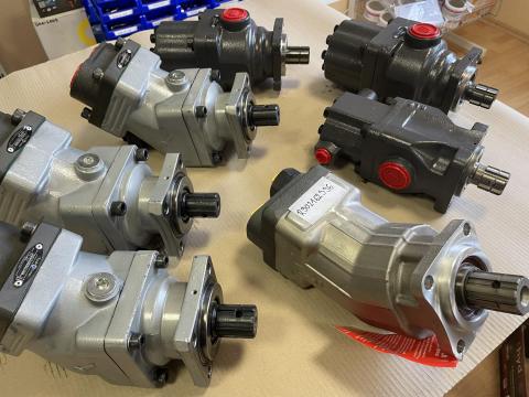 Dugattyús szivattyúk 60-65-82-85-105 literes egyenes banán Dugattyús szivattyúk 60-65-82-85-105 literes egyenes banán