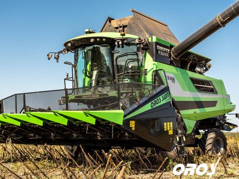 OROS SUN napraforgó betakarítóadapter (csukható vázas) OROS SUN napraforgó betakarítóadapter (csukható vázas)