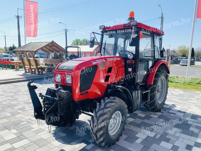 BELARUS MTZ 921.3 KESKENY NYOMTÁVÚ TRAKTOR - FRONT HIRDAULIKÁVAL - RAKTÁRKÉSZLETRŐL