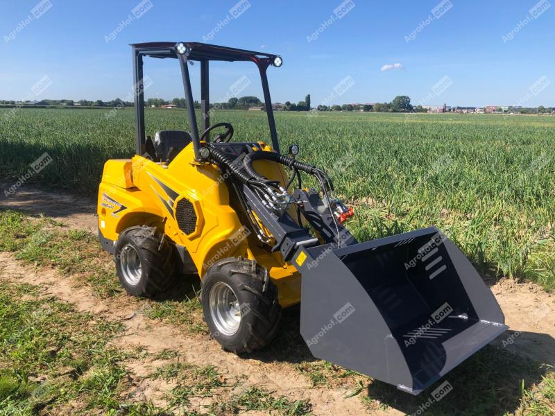 Teleszkópos rakodó 26 lóerős / Eurotrac T11 - 0 % THM