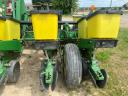 John Deere 1760 MaxEmerge XP